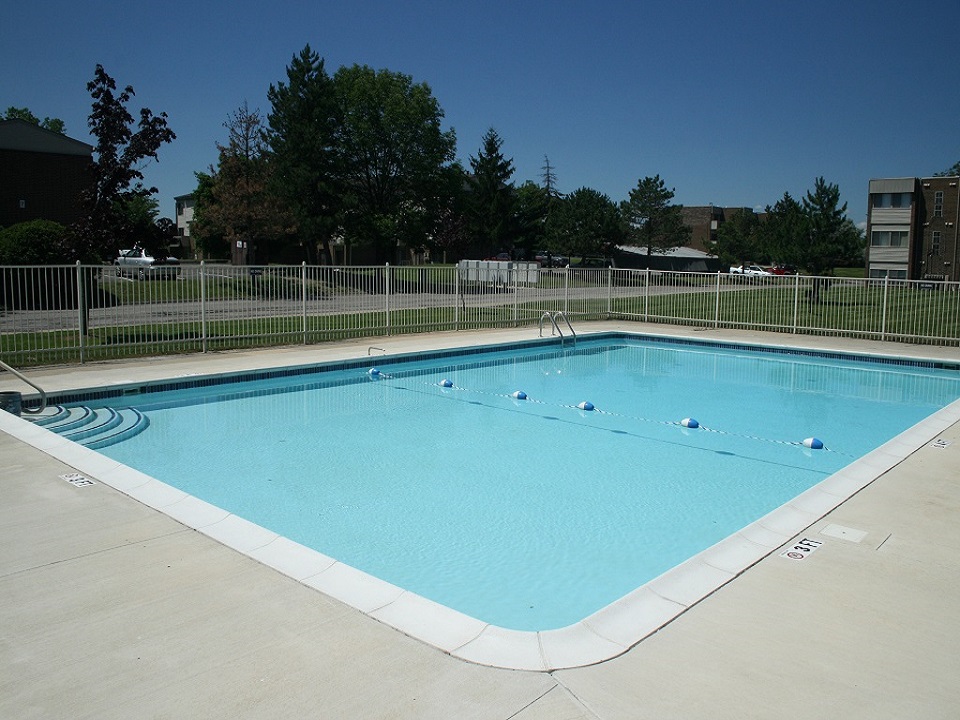 Pool at Clovertree Apartments, Flint, MI 48532
